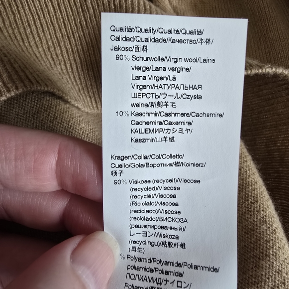 Boss Felipina Wool Blend V Neck Sweater Size Medium - Picture 13 of 13